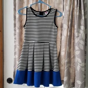 Girls dress size 12